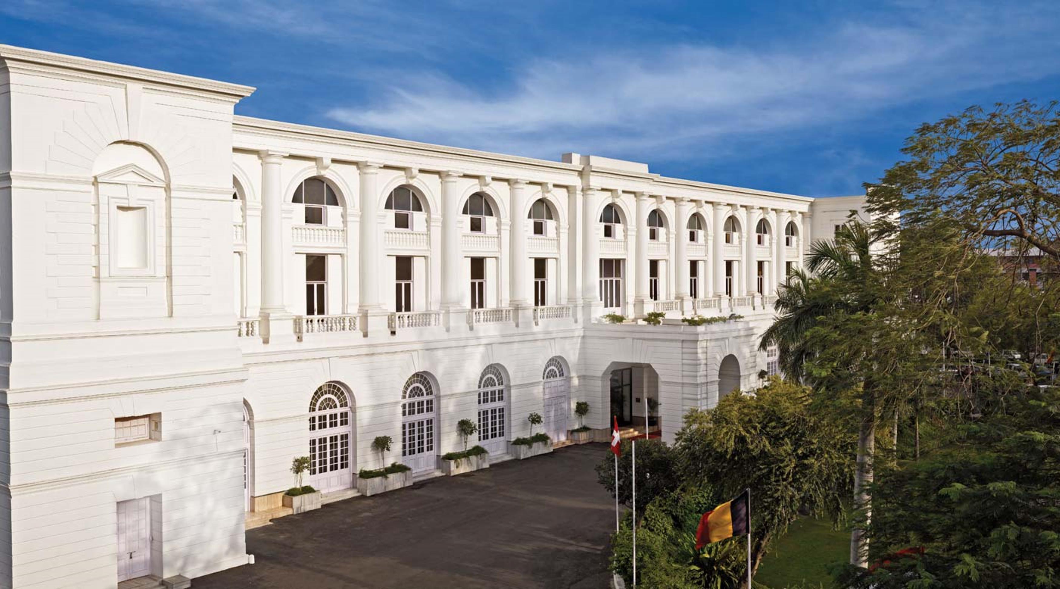 Maidens Hotel New Delhi Bagian luar foto The E & O 87 hotel