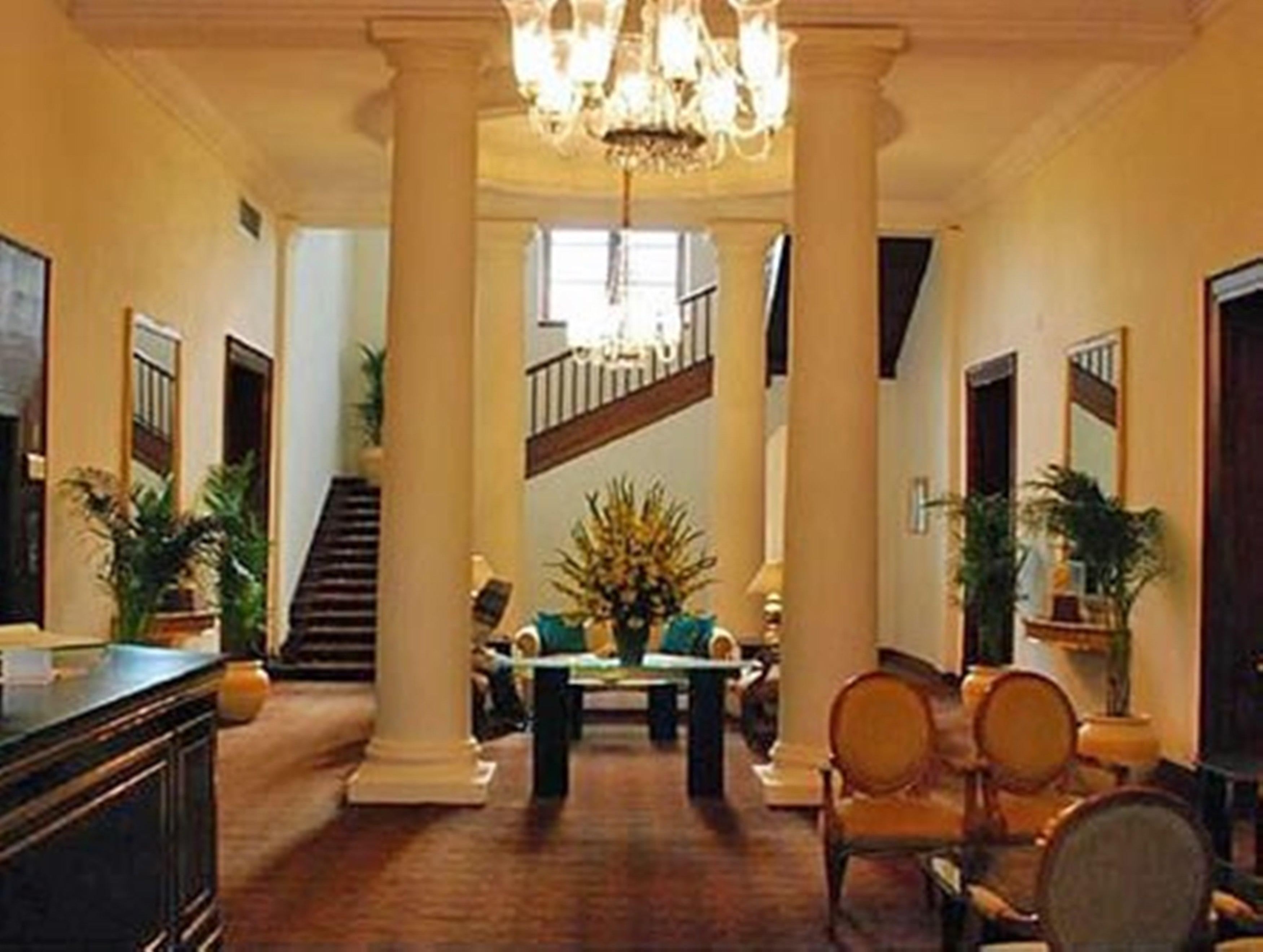 Maidens Hotel New Delhi Bagian luar foto Interior of the hotel